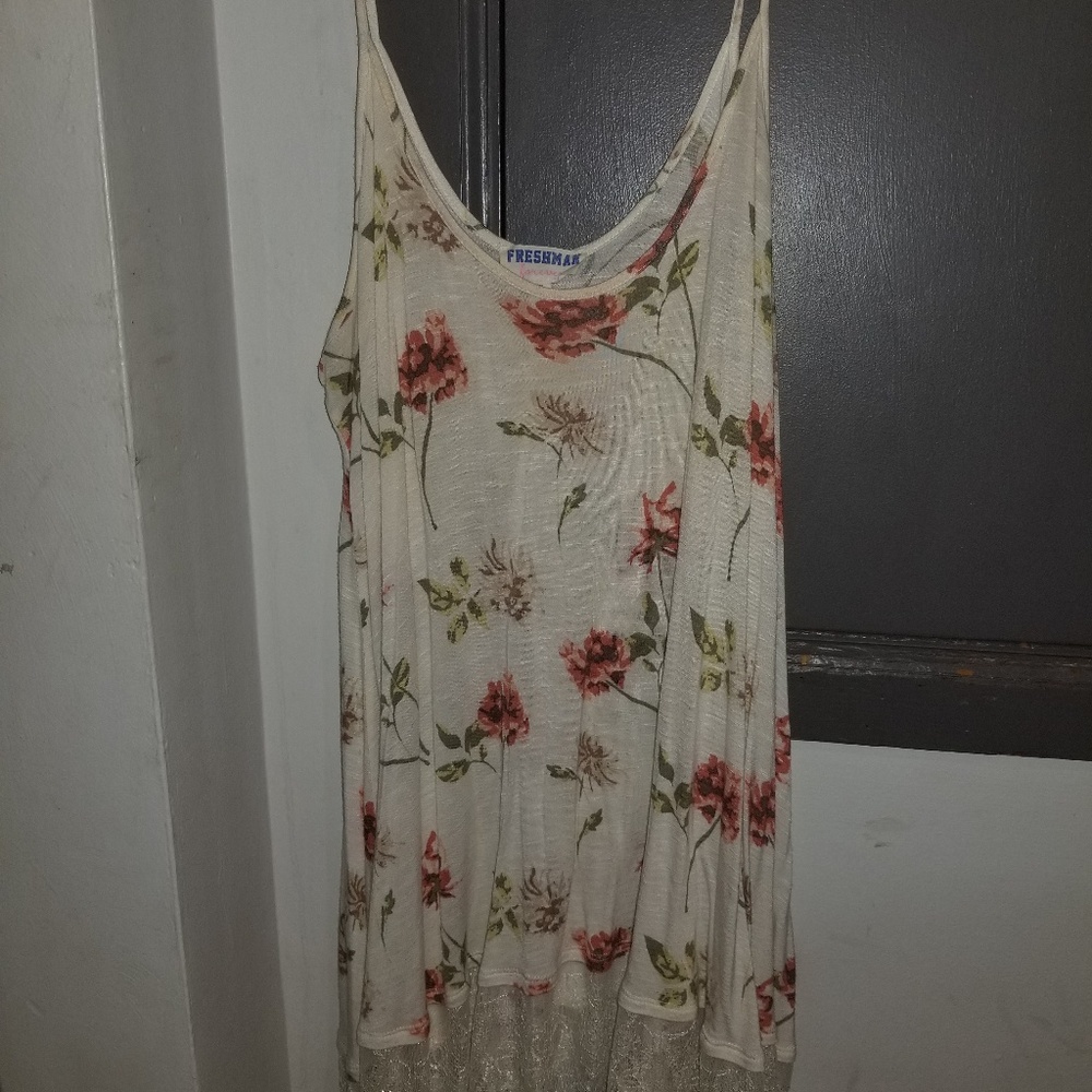 Floral flowy tank